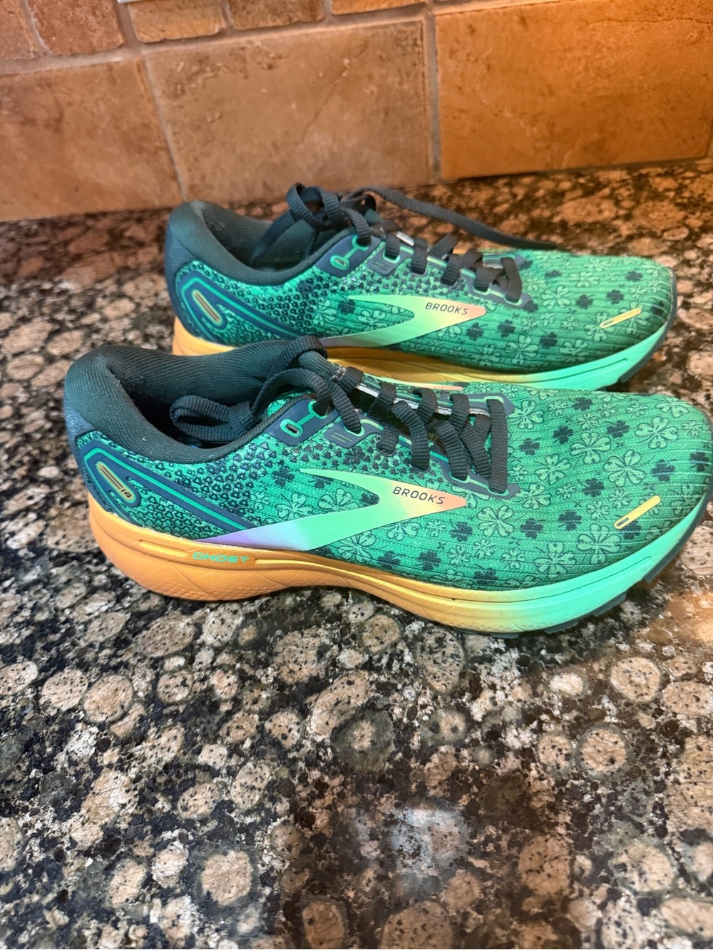 Brooks Women's Teal and Yellow Running Shoes
